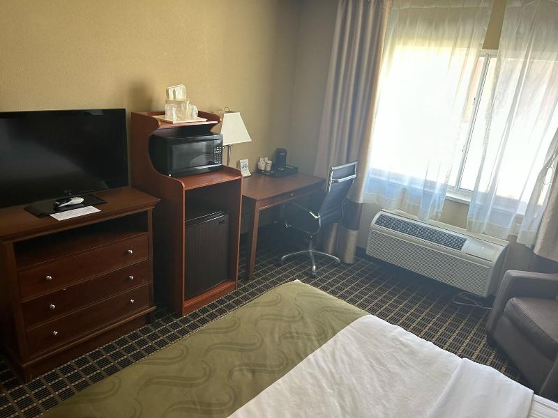 Quality Inn & Suites Bradford image