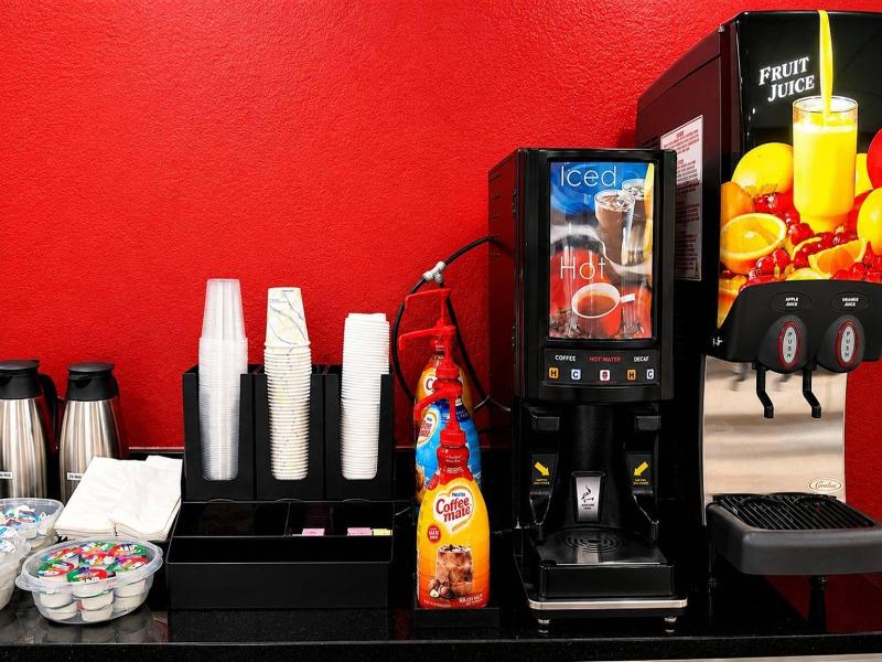 Econo Lodge Cranston - Providence image