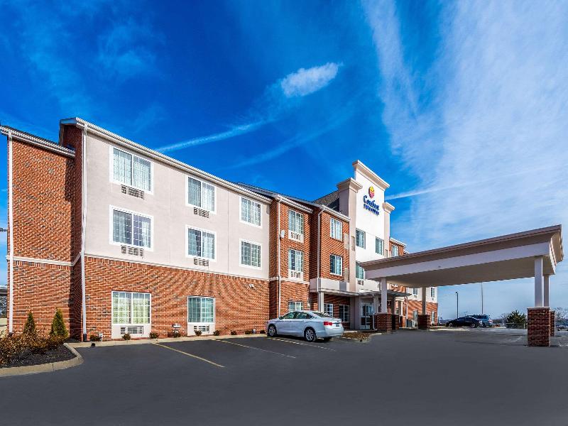Comfort Inn & Suites Dayton North image
