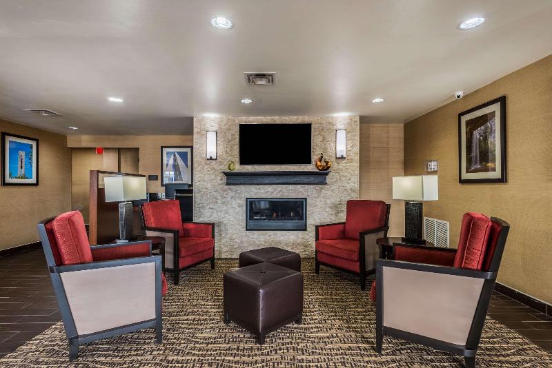 Comfort Inn & Suites Dayton North image