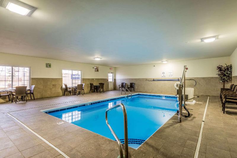 Comfort Inn & Suites Dayton North image