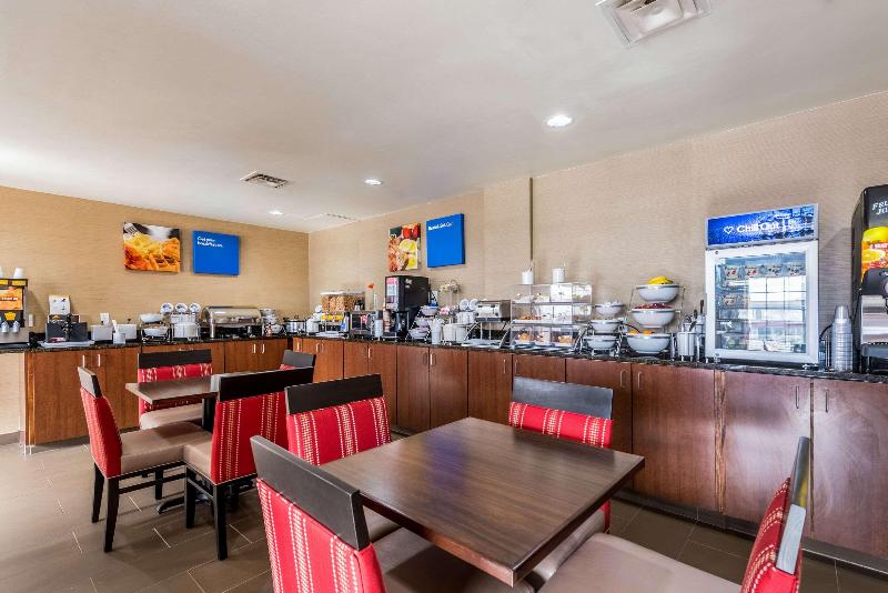 Comfort Inn & Suites Dayton North image