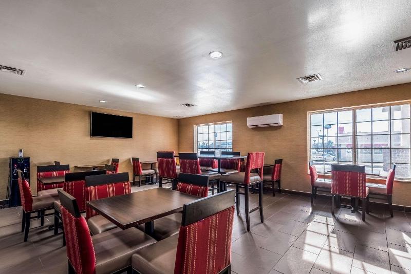 Comfort Inn & Suites Dayton North image