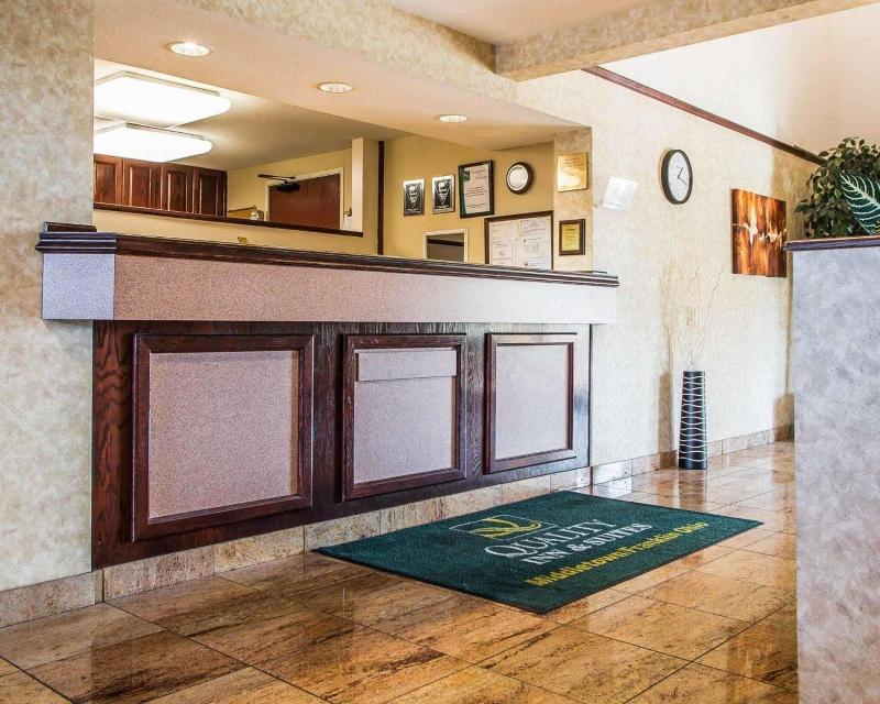 Quality Inn & Suites Middletown - Franklin image