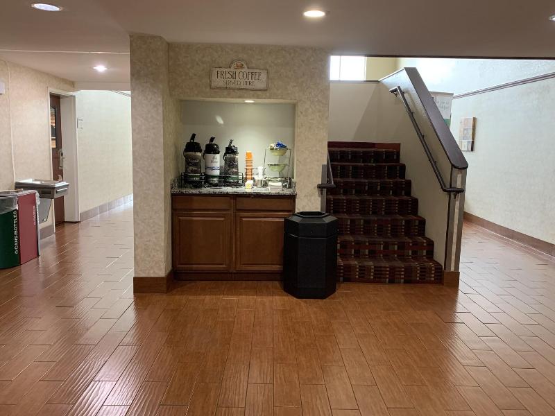 Quality Inn & Suites Middletown - Franklin image