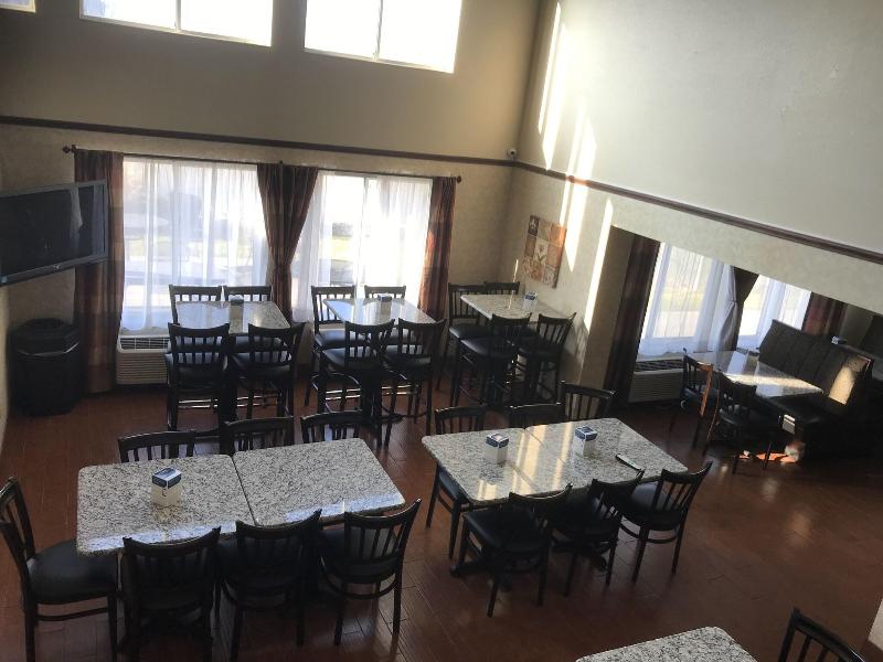 Quality Inn & Suites Middletown - Franklin image