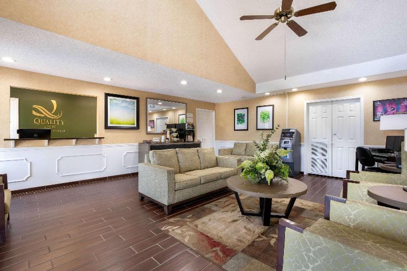 Quality Inn Cheraw image