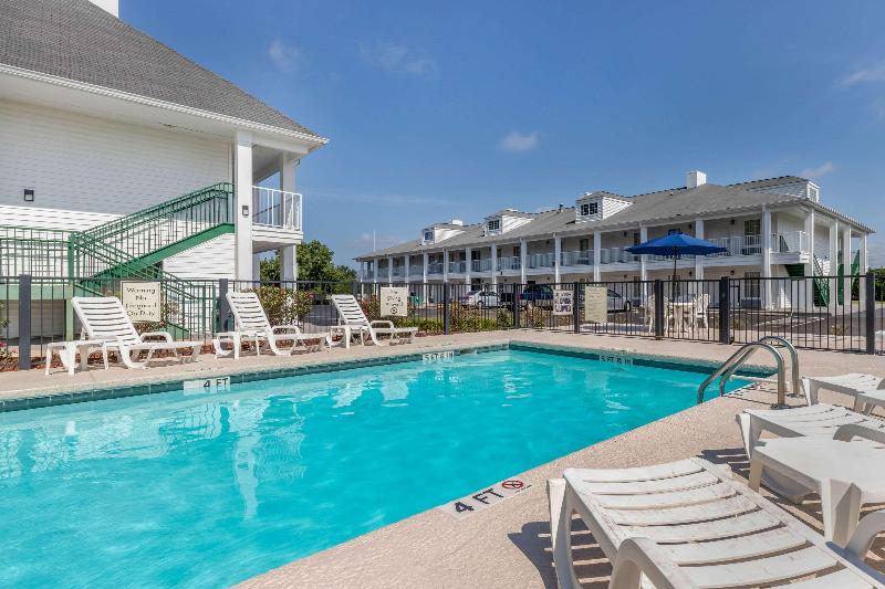 Quality Inn Cheraw image