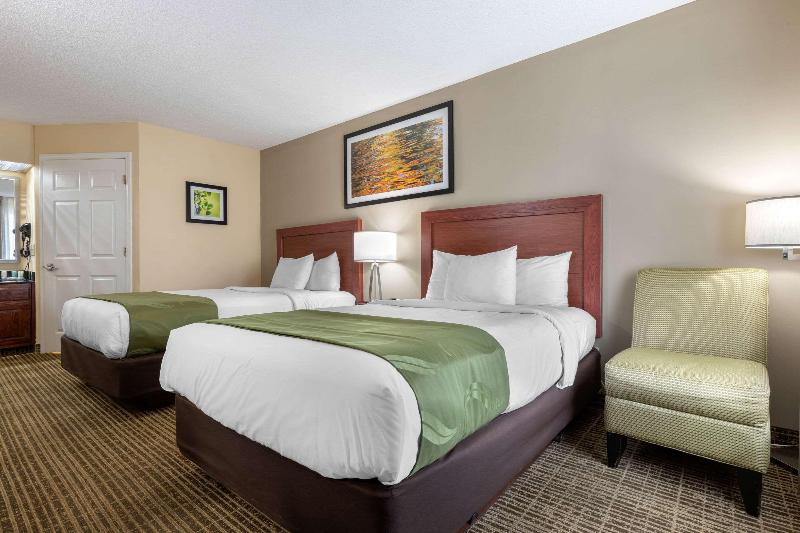 Quality Inn Cheraw image 6