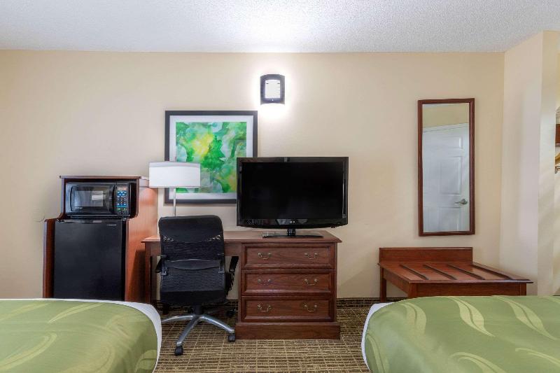 Quality Inn Cheraw image