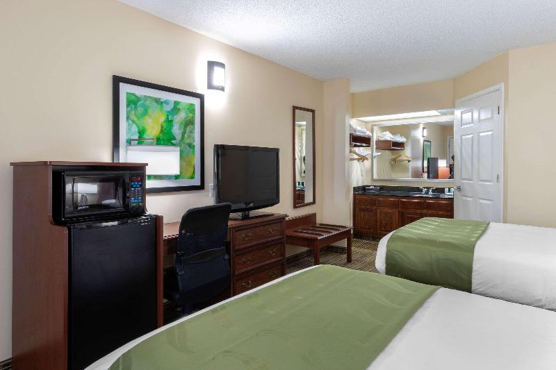 Quality Inn Cheraw image