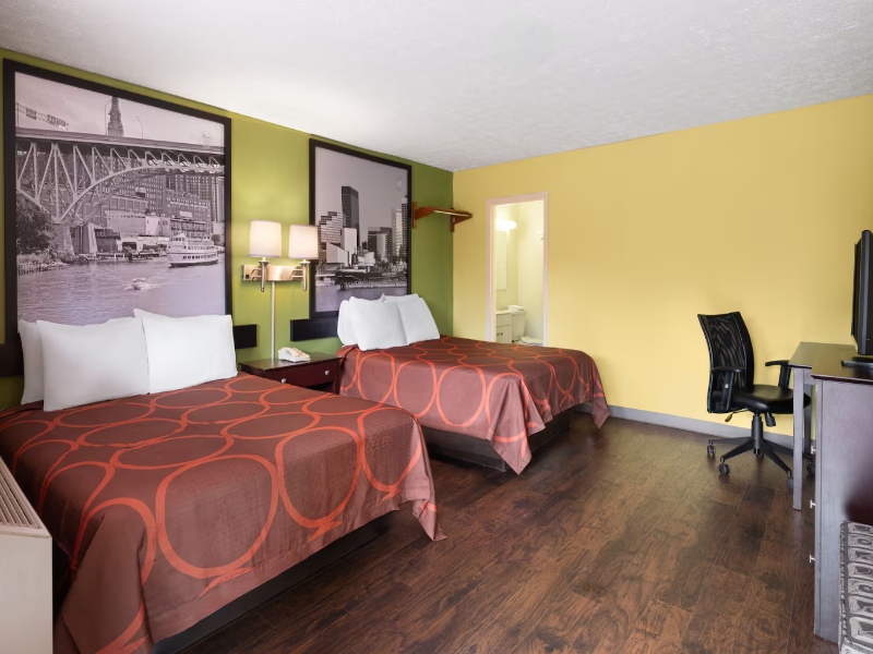 Super 8 by Wyndham Youngstown/Girard image