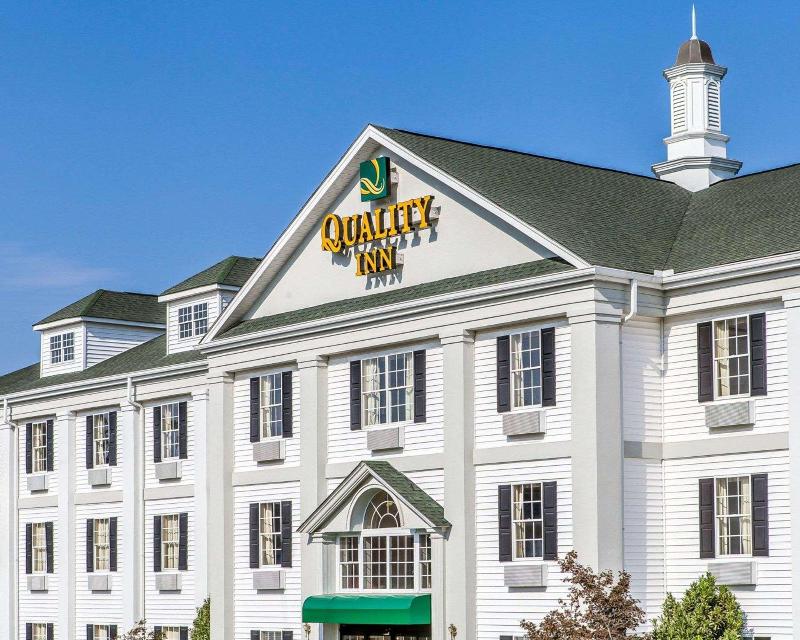 Quality Inn Oak Ridge image