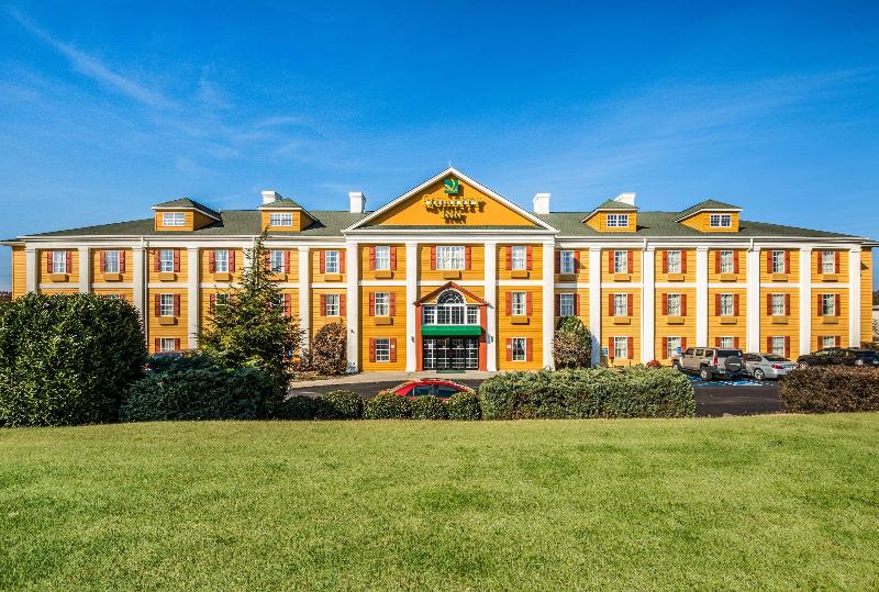Quality Inn Oak Ridge image
