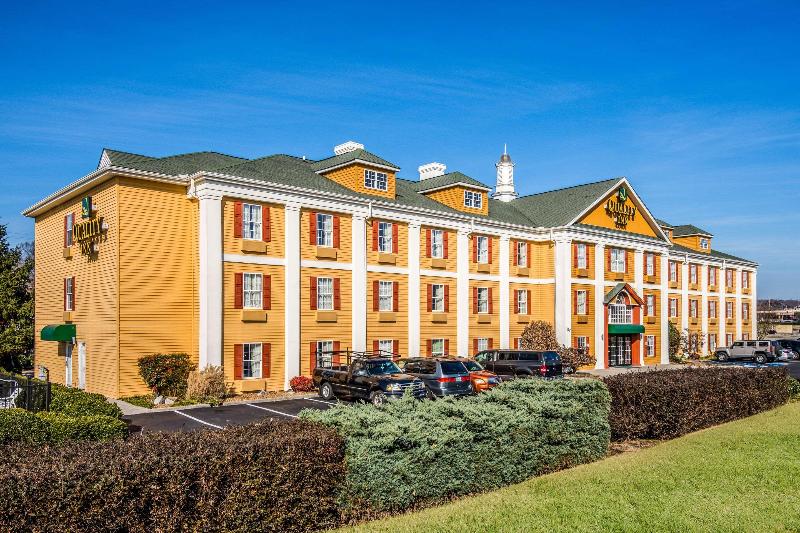 Quality Inn Oak Ridge image