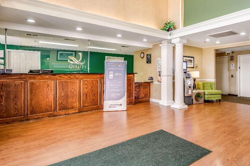 Quality Inn Oak Ridge image