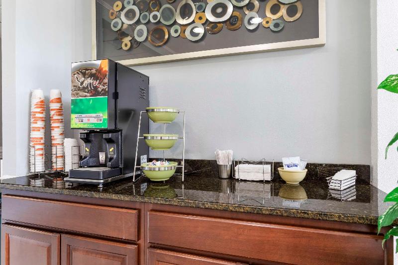 Quality Inn Oak Ridge image