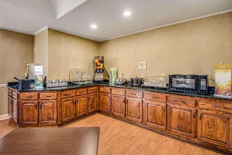 Quality Inn Oak Ridge image
