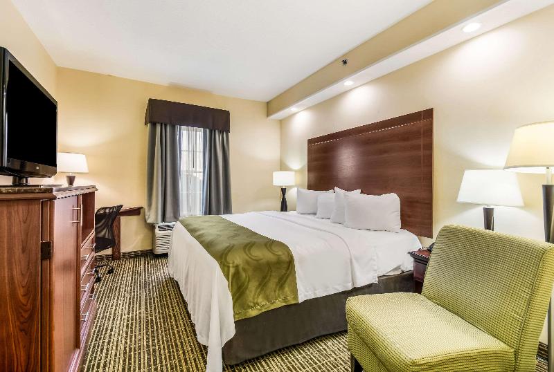 Quality Inn Oak Ridge image