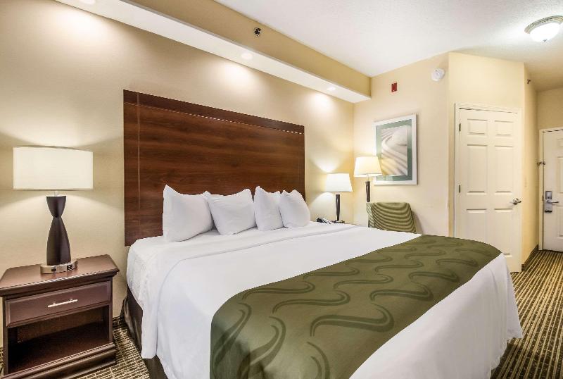 Quality Inn Oak Ridge image