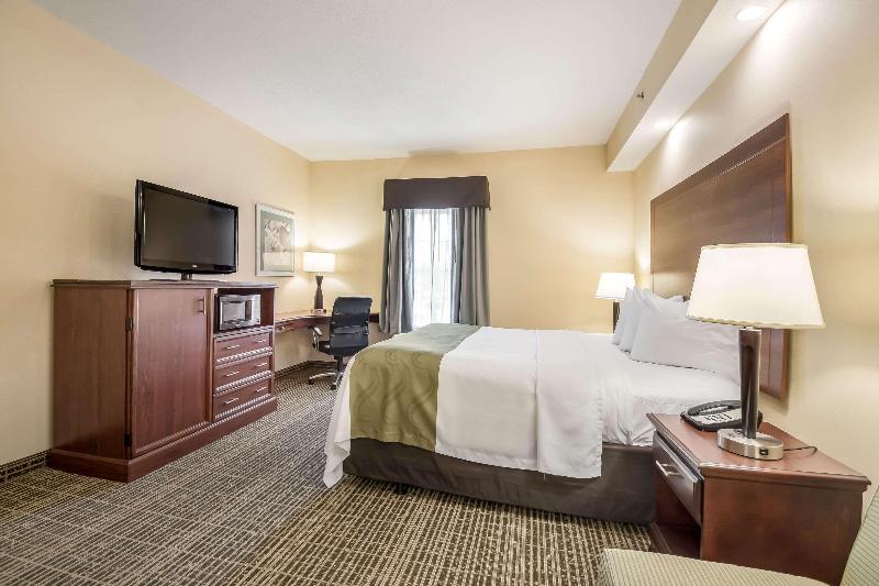 Quality Inn Oak Ridge image