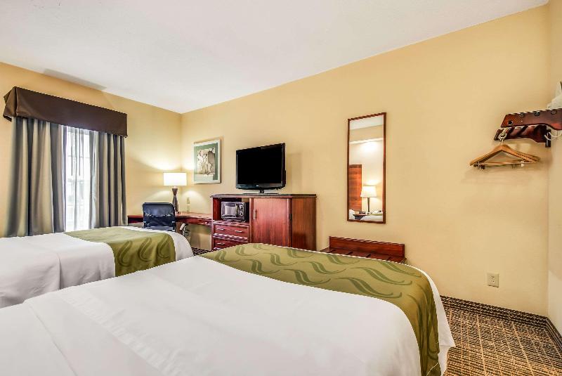 Quality Inn Oak Ridge image