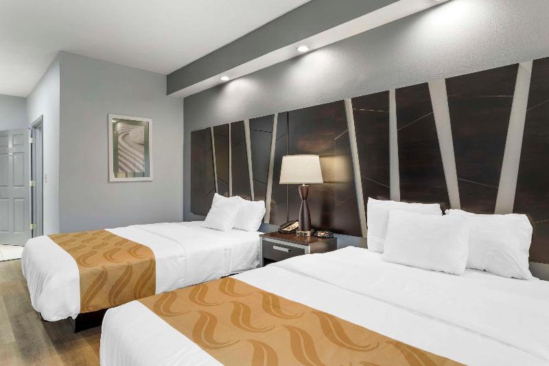 Quality Inn Oak Ridge image