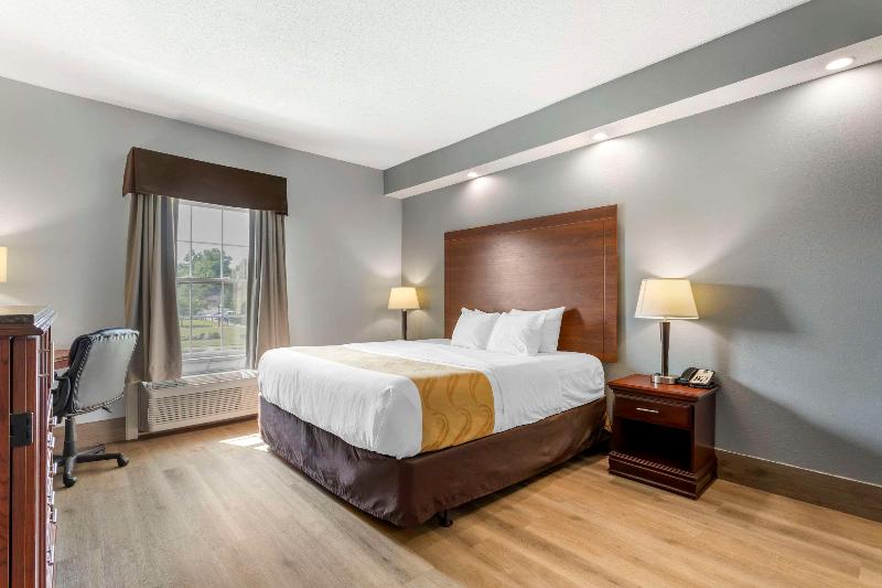 Quality Inn Oak Ridge image