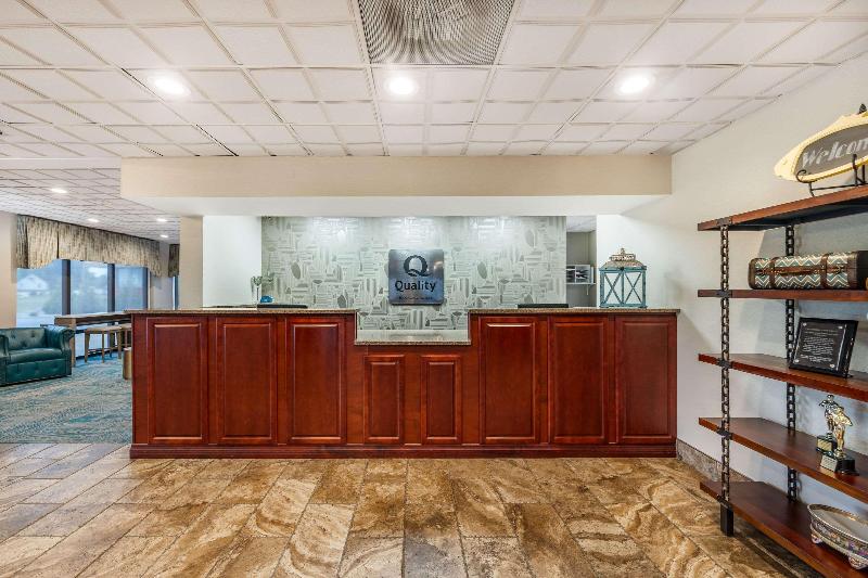 Quality Inn Paris image