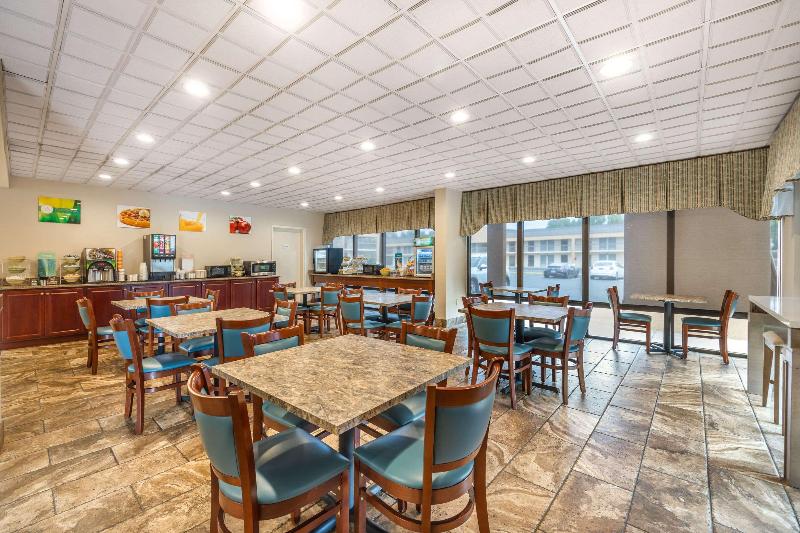 Quality Inn Paris image