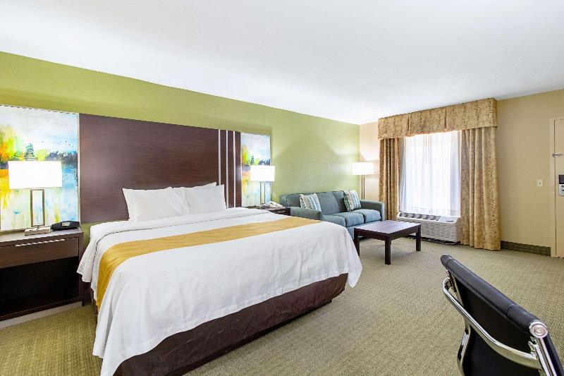 Quality Inn Paris image