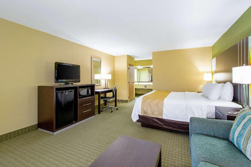 Quality Inn Paris image