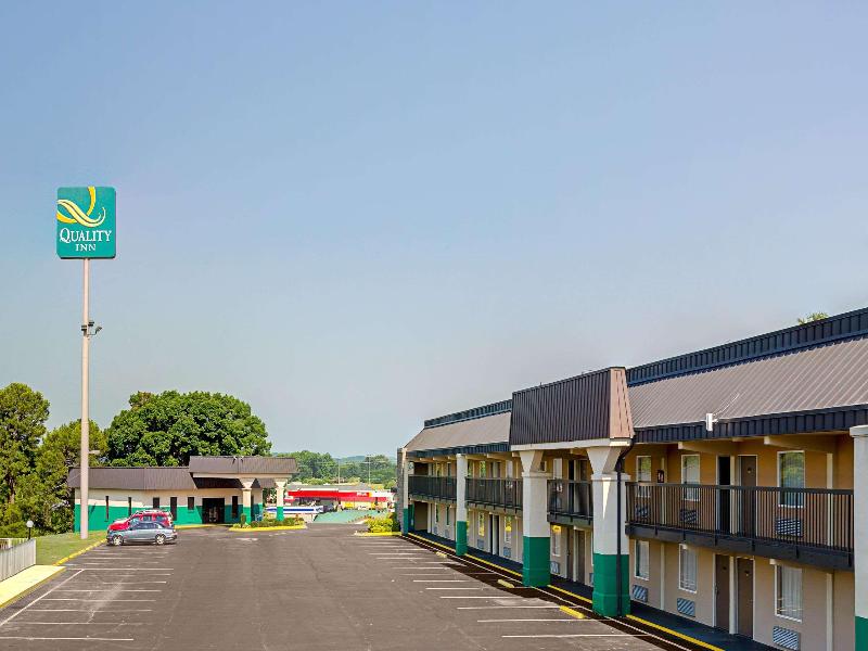Quality Inn Hurricane Mills image