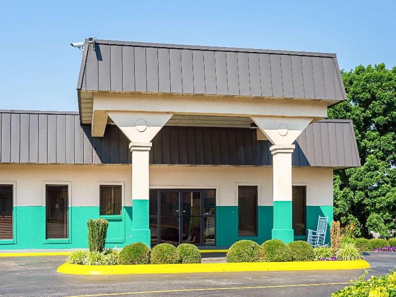 Quality Inn Hurricane Mills image
