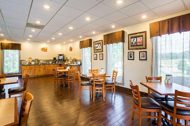 Quality Inn Hurricane Mills image