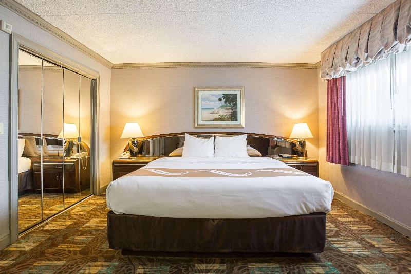 Quality Inn Hurricane Mills image