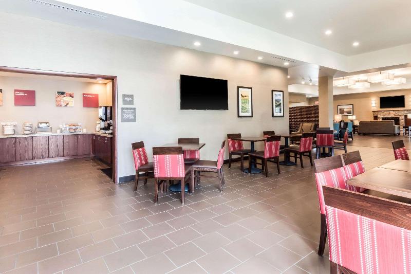 Comfort Suites University Brookings image