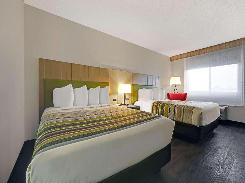Country Inn & Suites by Radisson Pierre SD image