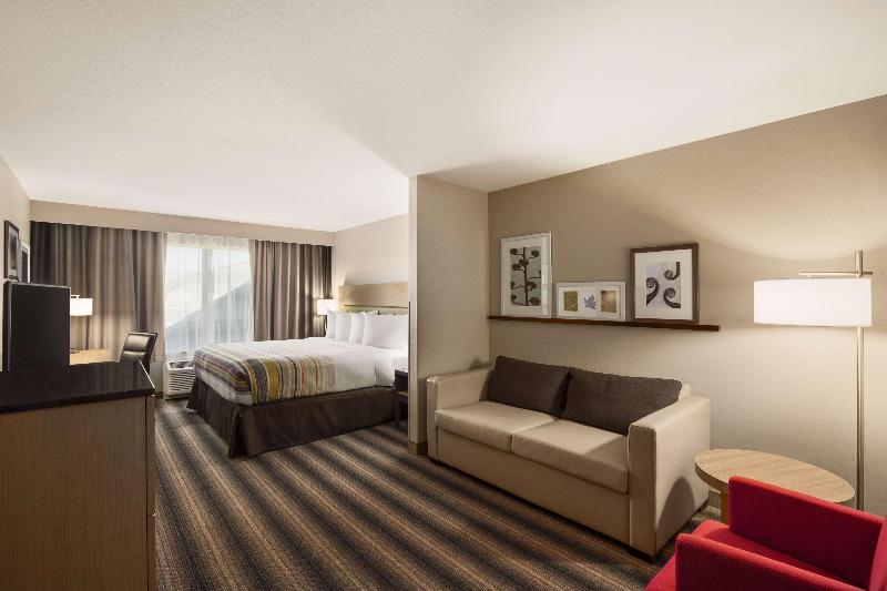 Country Inn & Suites by Radisson Pierre SD image