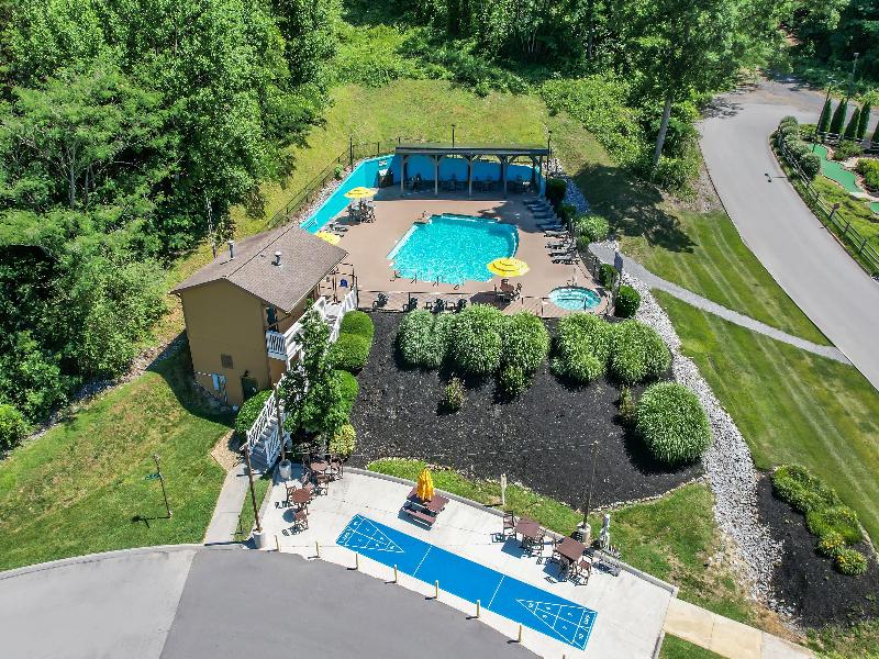 Hilton Vacation Club MountainLoft Gatlinburg