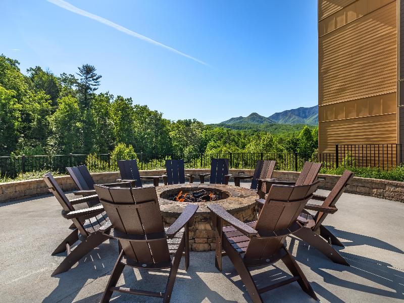 Hilton Vacation Club MountainLoft Gatlinburg