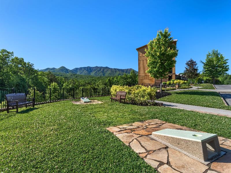 Hilton Vacation Club MountainLoft Gatlinburg