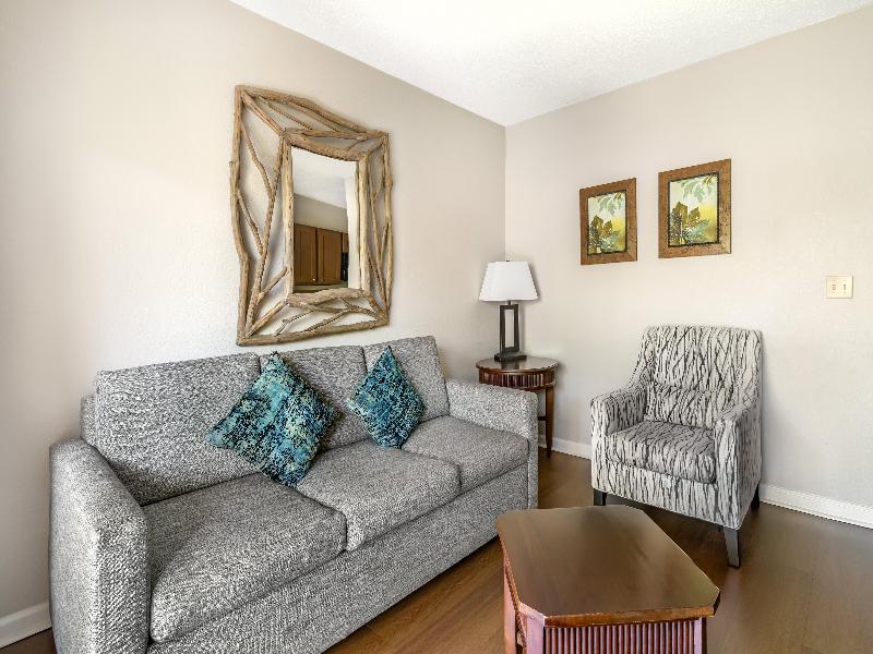 SUITE WITH BALCONY — photo 9