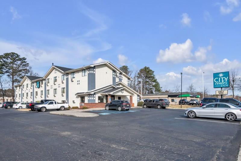 Quality Inn image