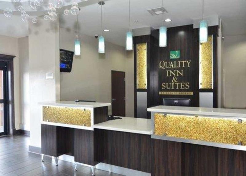 QUALITY INN & SUITES KENEDY - KARNES CITY