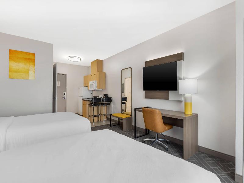 Comfort Inn BallardRoosevelt image