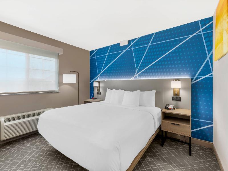 Comfort Inn BallardRoosevelt image