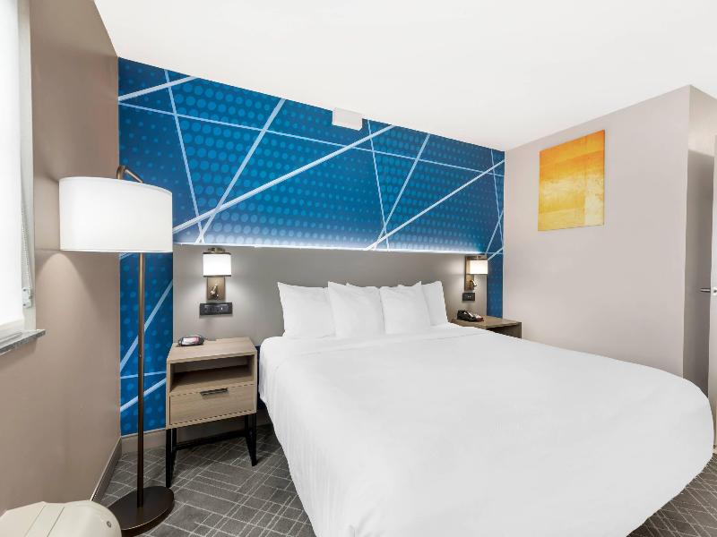 Comfort Inn BallardRoosevelt image