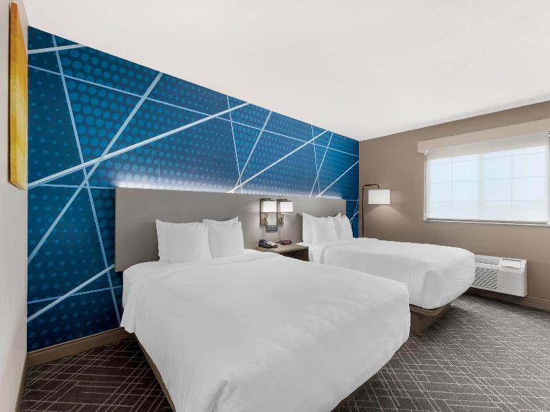 Comfort Inn BallardRoosevelt image