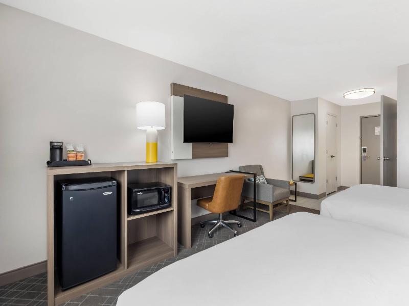 Comfort Inn BallardRoosevelt image